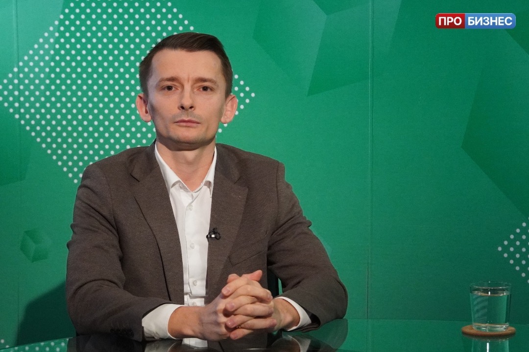 Герой программы Олег Ефремов, директор по электронной коммерции «Feron».