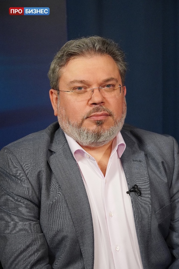 Герой программы Алексей Коробков, руководитель Практики 1С, директор Kept.