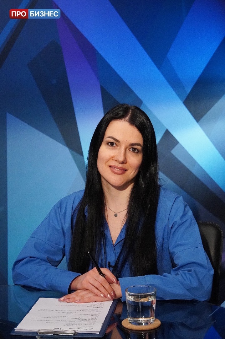 Ведущая Юлия Чурикова, руководитель PR-направления группы компаний «Гарда».