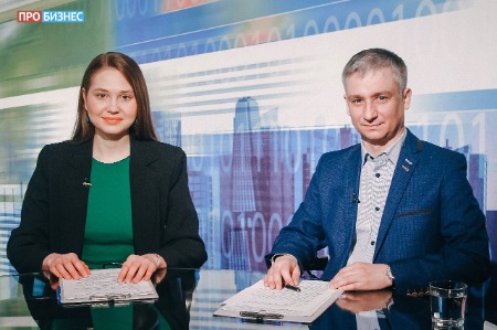 Ведущие программы "Цифровая независимость": Вадим Старшевский, генеральный директор «SystemGroup» и Алина Матвиенко