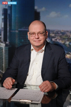 Ведущий программы "Цифровая экономика"  Олег Жуков, вице-президент ORACLE в России и СНГ